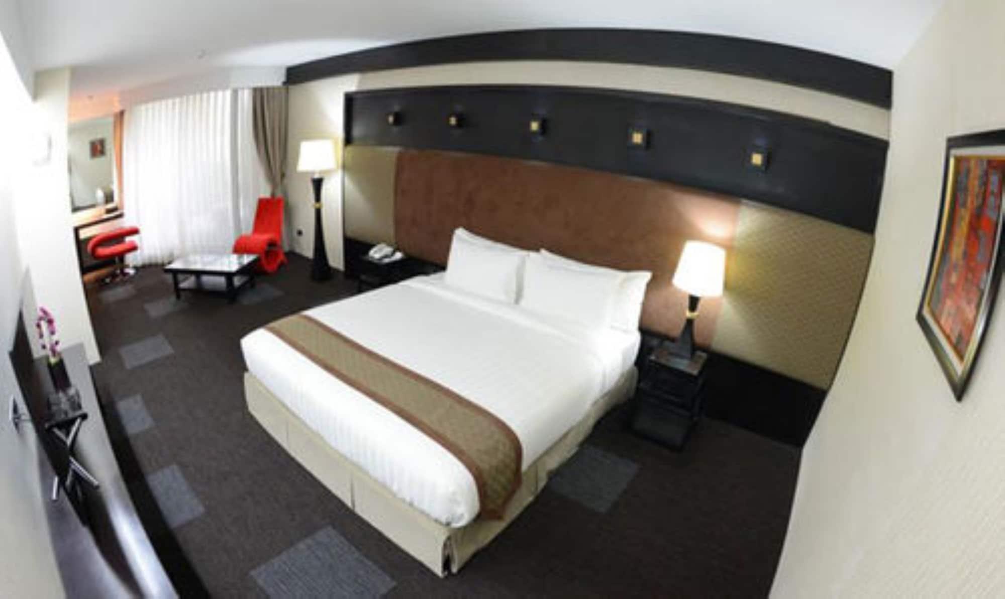 Avenue 64 Hotel Yangon Ngoại thất bức ảnh