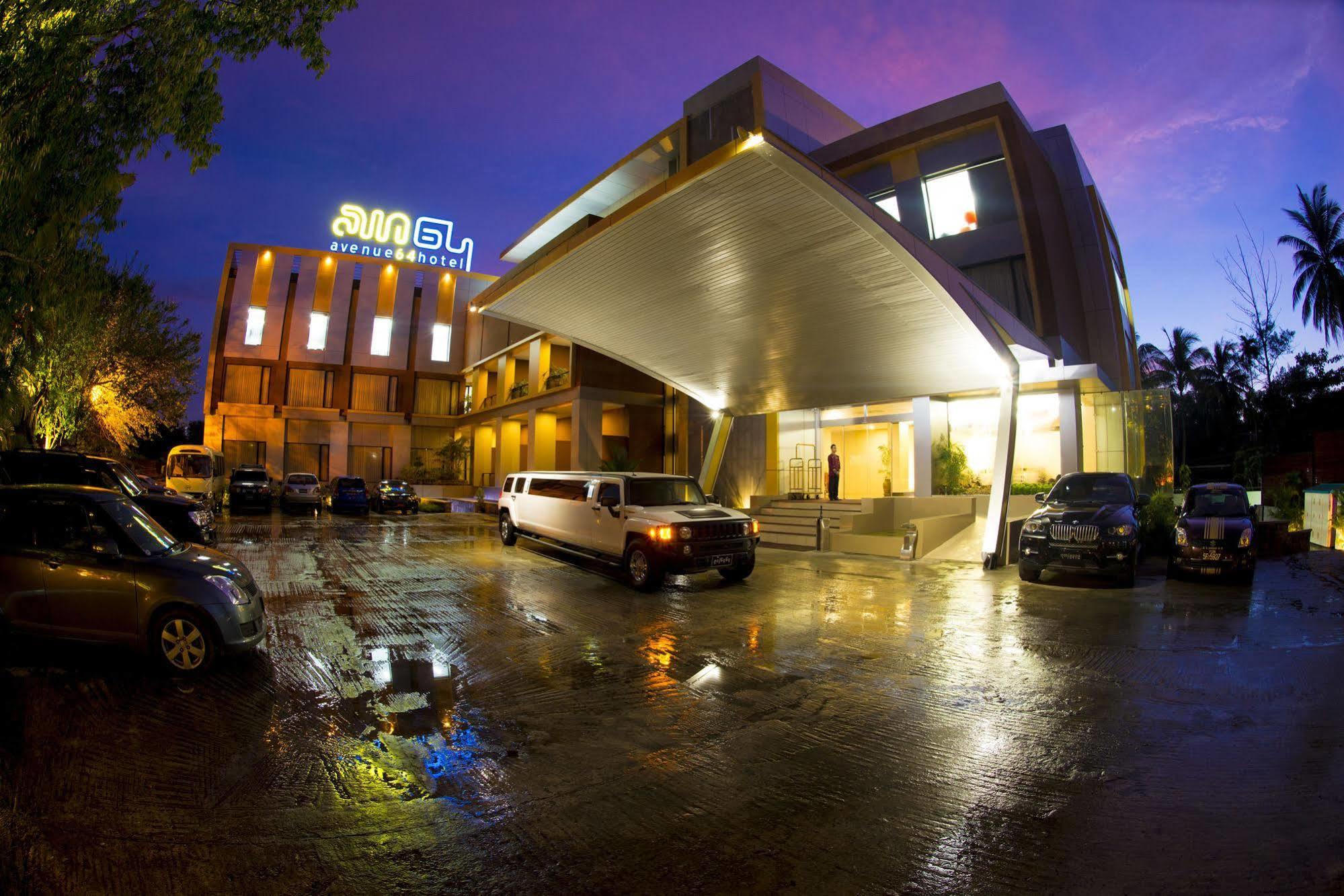 Avenue 64 Hotel Yangon Ngoại thất bức ảnh